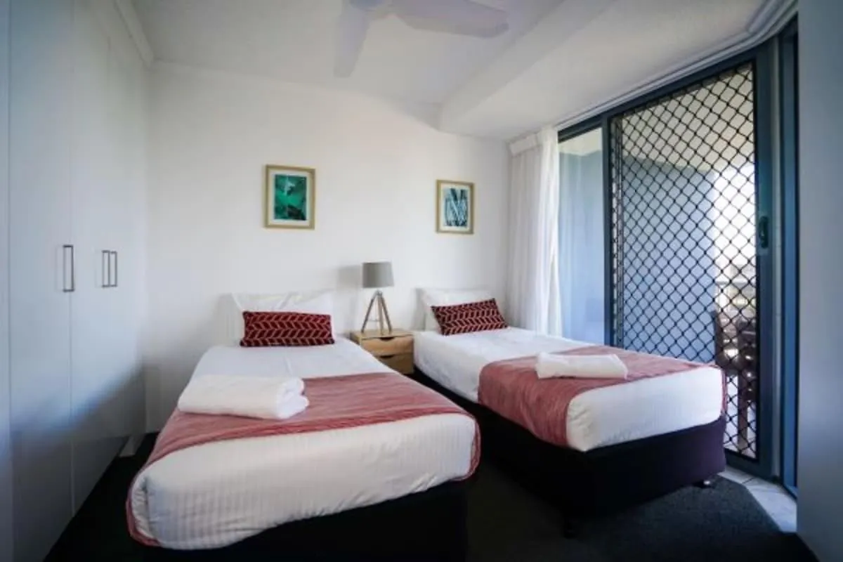 Centrepoint Apartments Caloundra 4*,