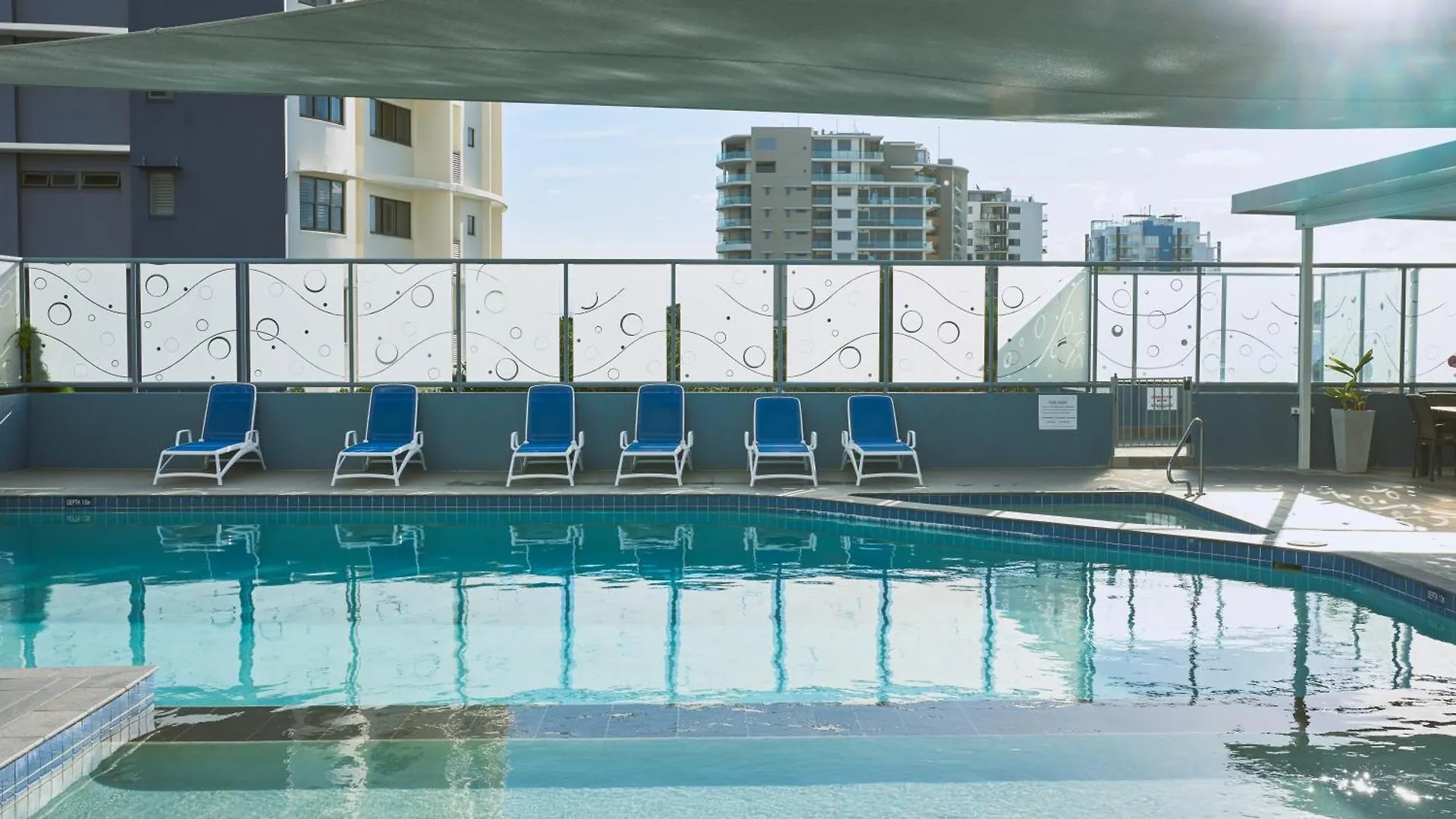 **** Aparthotel Centrepoint Apartments Caloundra Australia
