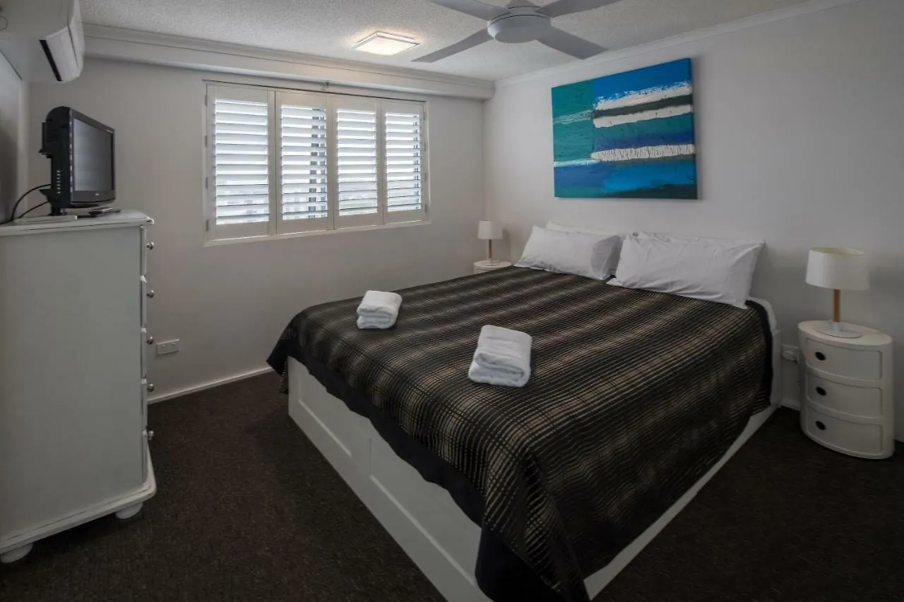 Centrepoint Apartments Caloundra 4*,